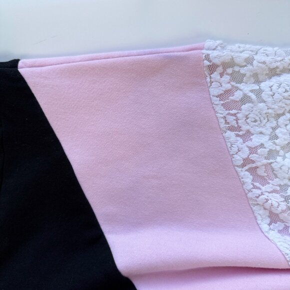 Torrid Pink & Black Colorblock Super Soft Fleece w/ Lace Yoke - Womens Size 0/L - Picture 6 of 7